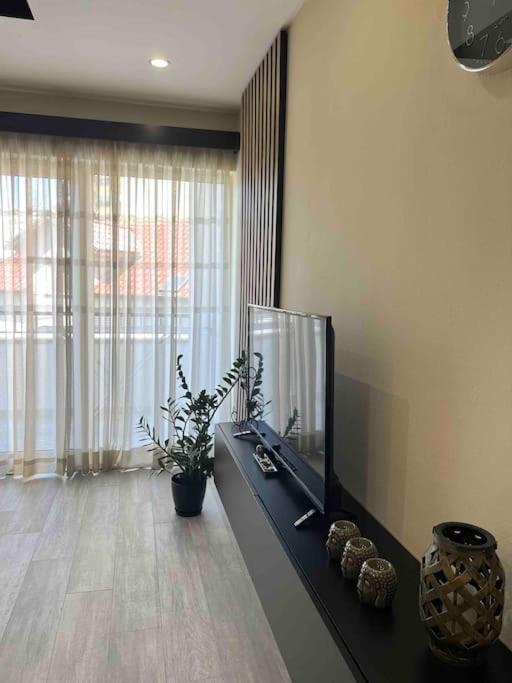 Great Apartament Near Lake & Blloku Area Τίρανα Εξωτερικό φωτογραφία